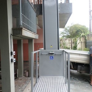Elevador de escada para idosos