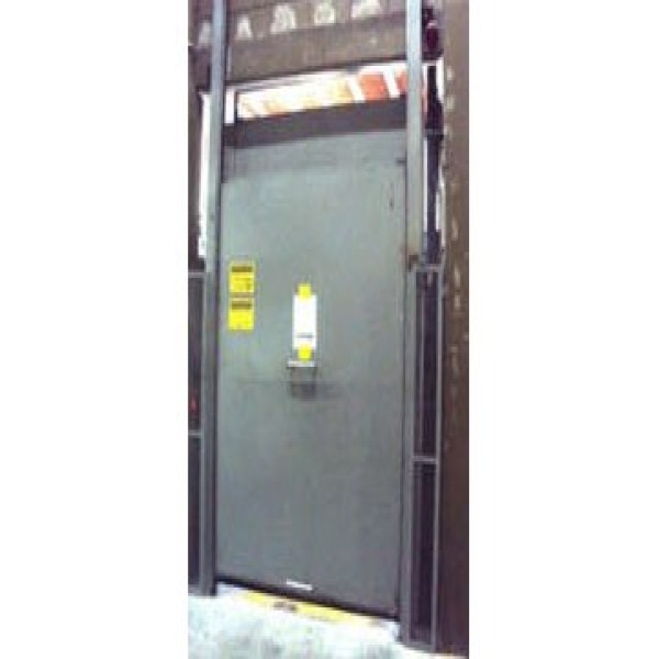 Elevador de carga pequeno