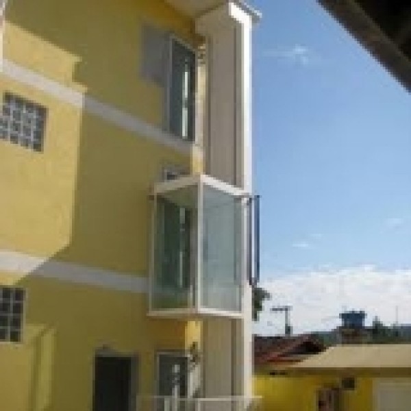 Elevador externo residencial