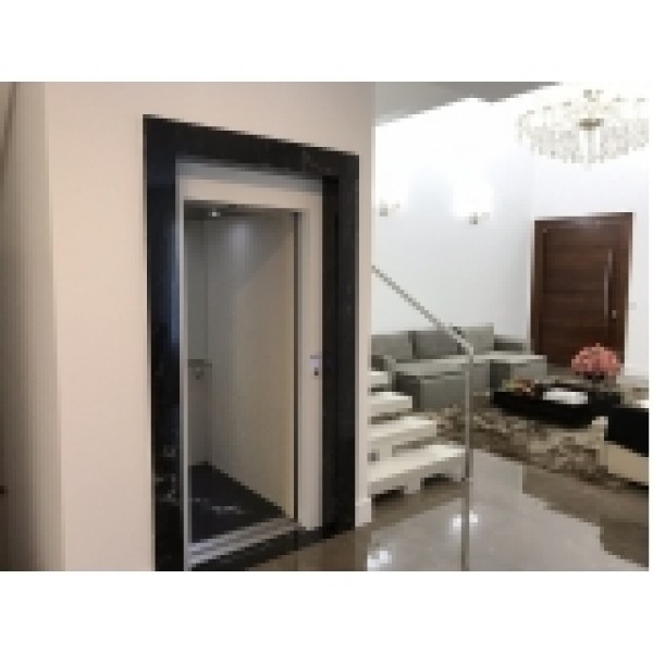 Elevador interno residencial