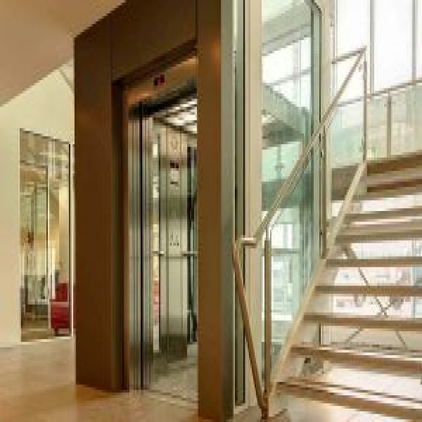 Elevador interno residencial