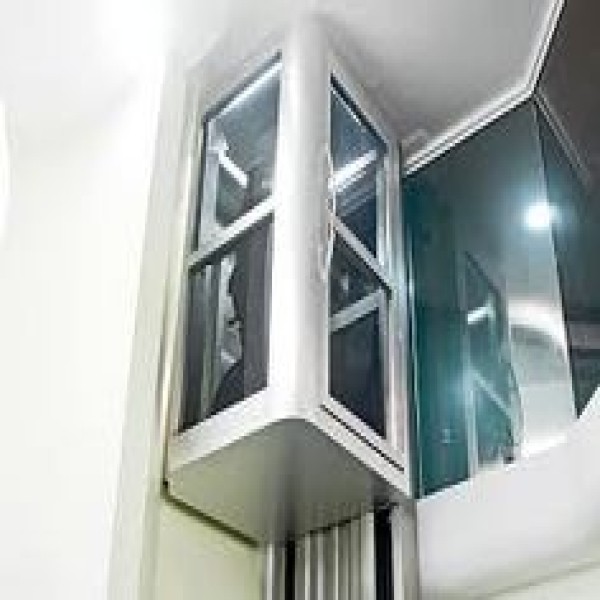 Elevador interno residencial