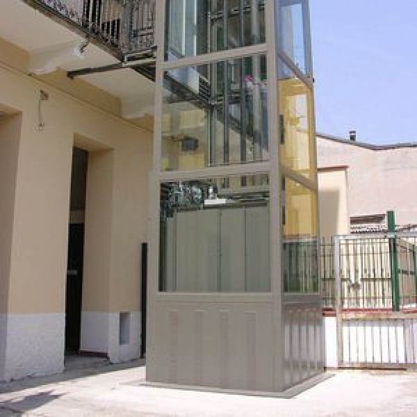Elevador residencial externo
