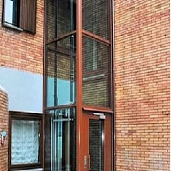 Elevador residencial externo