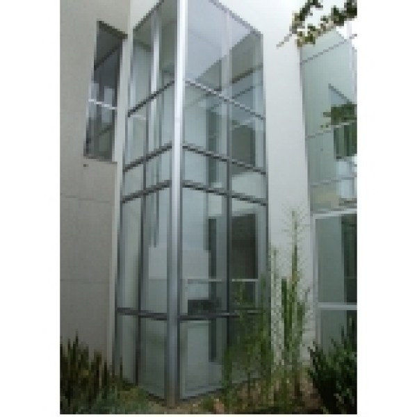 Elevador residencial externo