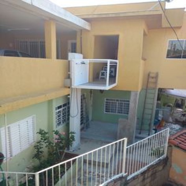 Elevador residencial externo