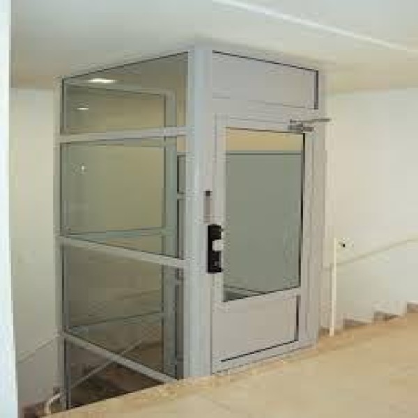 Elevador residencial interno