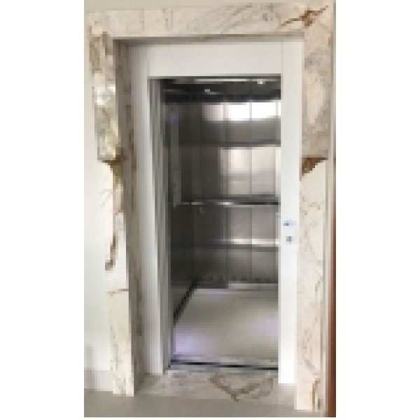 Elevador residencial interno
